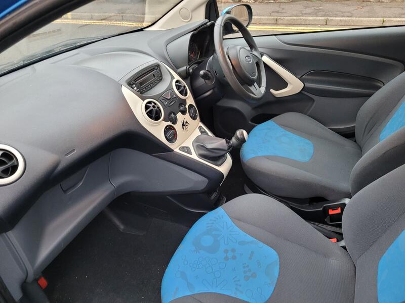 FORD KA