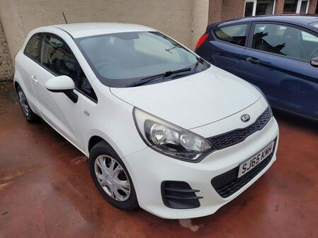 KIA RIO 1.3 1