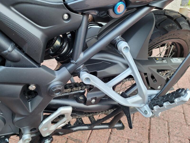 BENELLI TRK 502 X