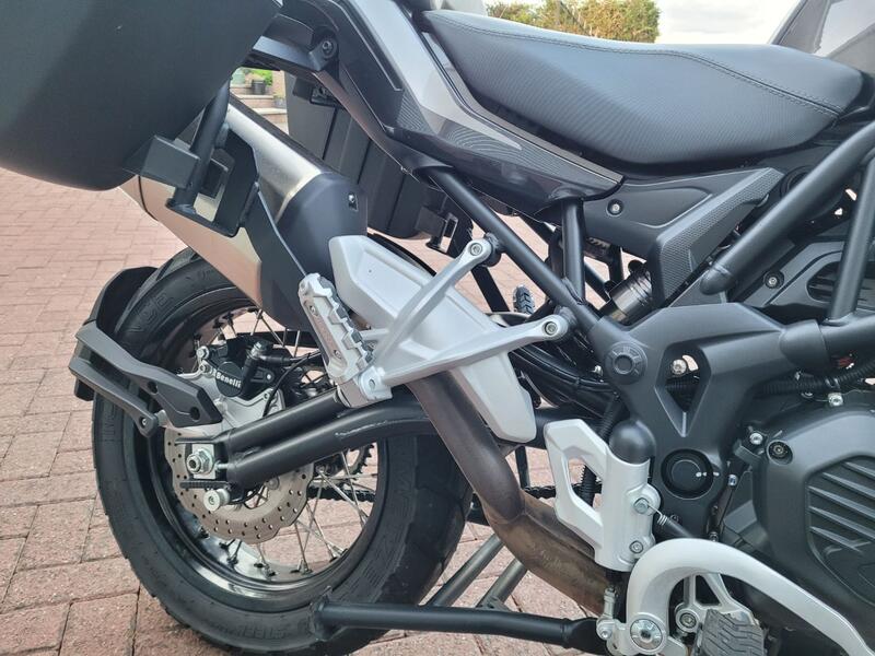 BENELLI TRK 502 X