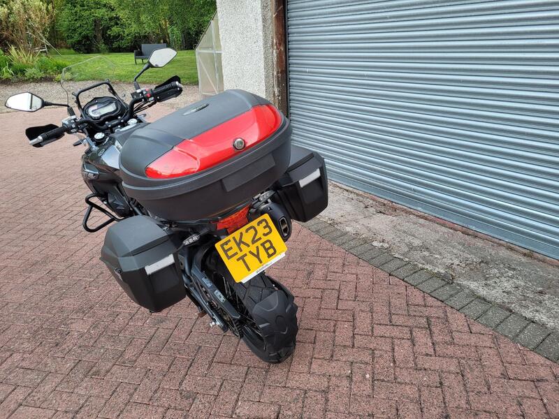 BENELLI TRK 502 X